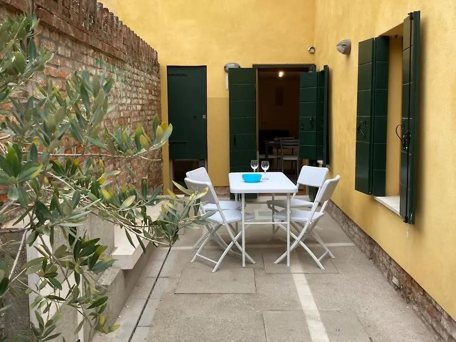 Appartamento Tre Archi Con Corte Privata Venice Apartment