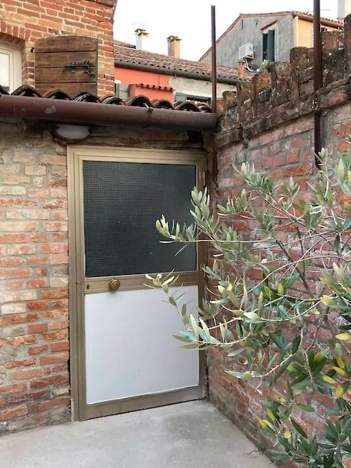 Apartment Appartamento Tre Archi Con Corte Privata Venice