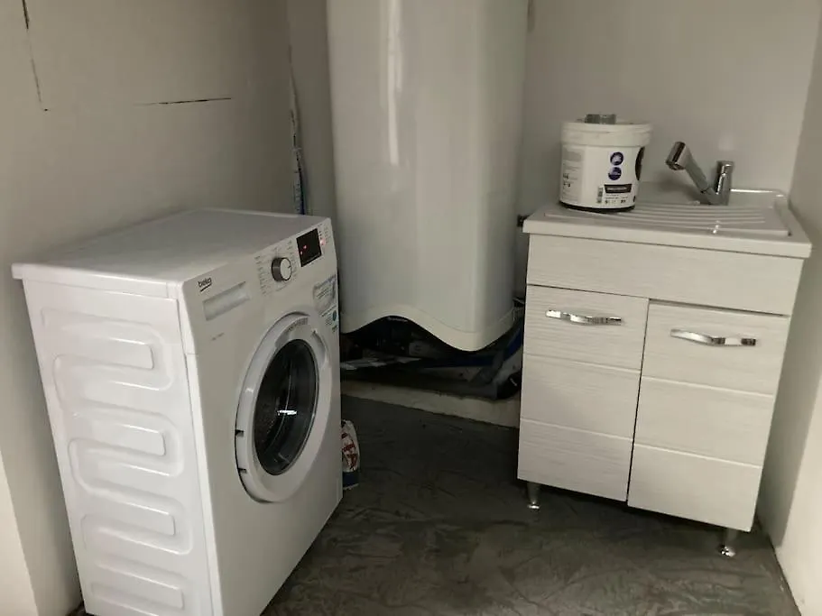 Apartment Appartamento Tre Archi Con Corte Privata Venice